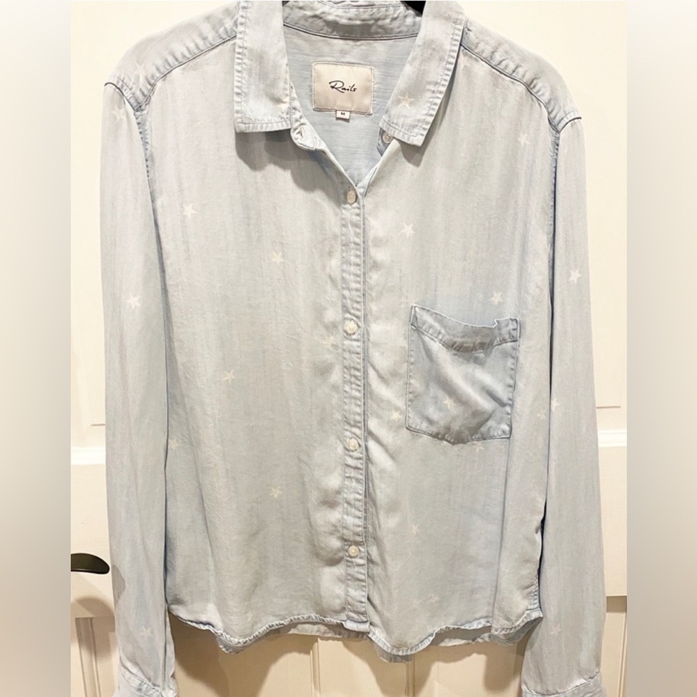 Rails Chambray Star Print Button Down Shirt ⭐️